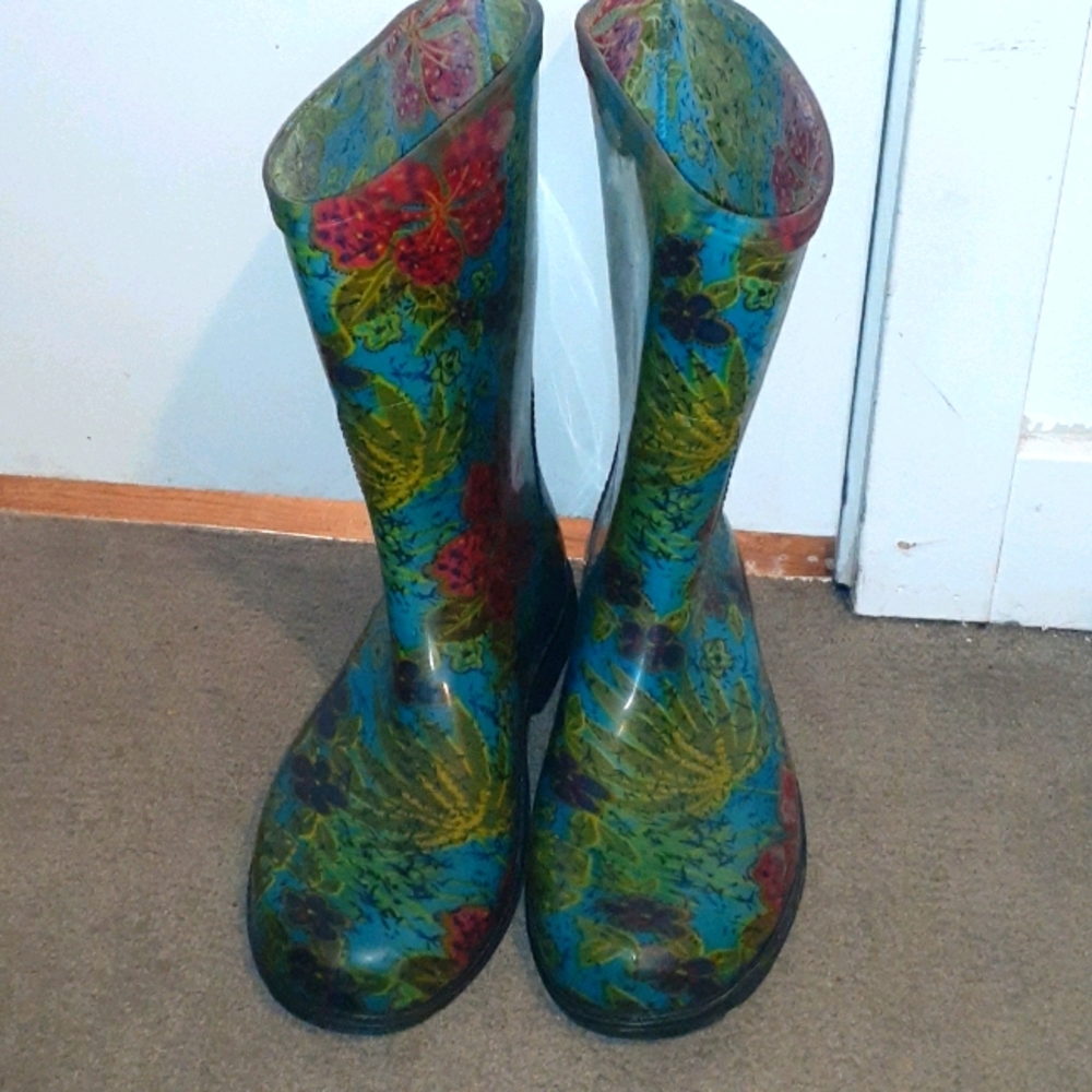 Rain boots